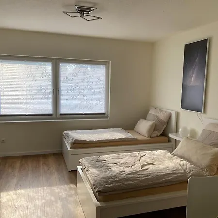 Naehe Flughafen Psd Dome Merkur Arena