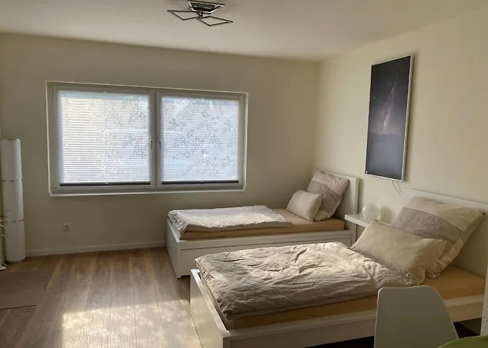 Naehe Flughafen Psd Dome Merkur Arena