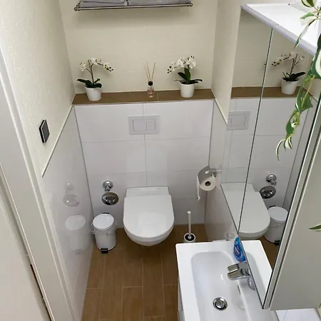 Naehe Flughafen Psd Dome Merkur Arena * Düsseldorf